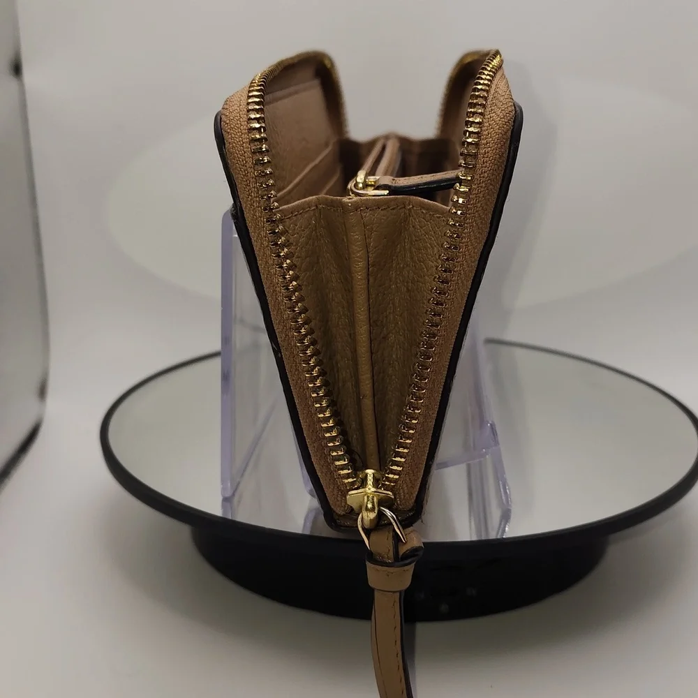 Tory Burch Harper Continental Zip Wallet - Picture 5 of 11